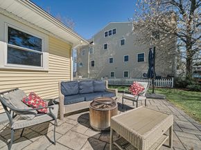 53 Shore Dr, Kingston MA 02364