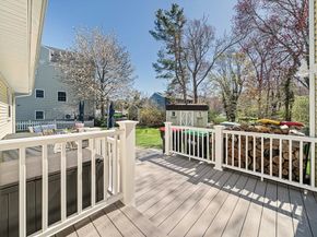 53 Shore Dr, Kingston MA 02364