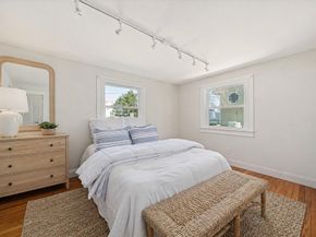 53 Shore Dr, Kingston MA 02364
