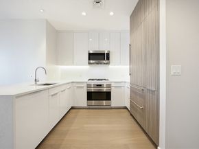 188 Brookline Ave 19D, Boston MA 02215