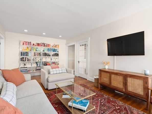 43 Linnaean Street 46A, Cambridge MA 02138