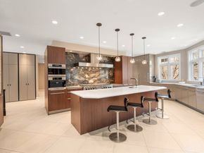 188 Glezen Ln, Wayland MA 01778