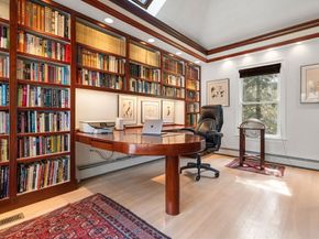 188 Glezen Ln, Wayland MA 01778