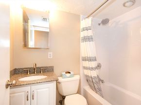 211 West St 4B, Quincy MA 02169