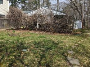10 Coral Hill Rd, Essex MA 01929