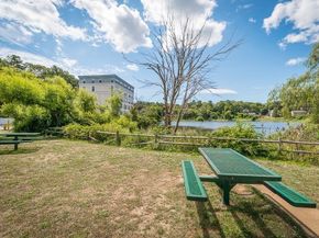 24 Cobblestone Lane 401, Gloucester MA 01930