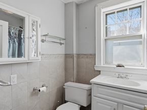 65 Harvard St, Everett MA 02149