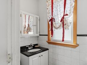 65 Harvard St, Everett MA 02149