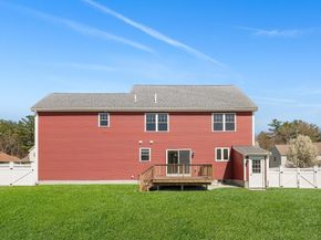 29 Saw Mill Ln, Rockland MA 02370