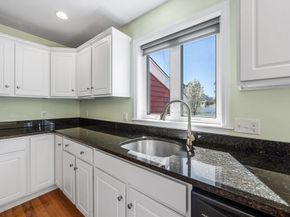 29 Saw Mill Ln, Rockland MA 02370
