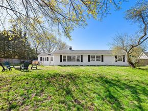 52 Coolidge Rd, Danvers MA 01923