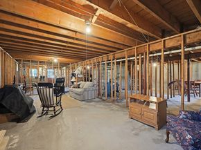 3 Sunnyside Ln, Milford MA 01757