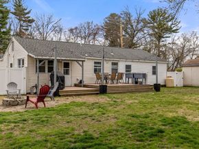 443 Pleasant St, Tewksbury MA 01876