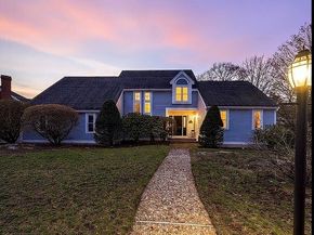 20 Blacksmith Way, Saugus MA 01906