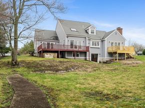 20 Blacksmith Way, Saugus MA 01906