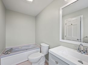 20 Blacksmith Way, Saugus MA 01906