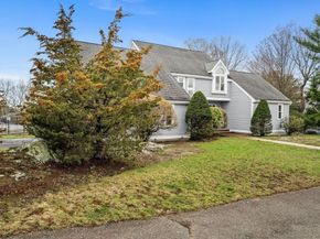 20 Blacksmith Way, Saugus MA 01906