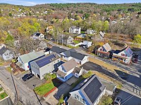 19 Essex St, Athol MA 01331