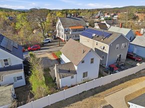 19 Essex St, Athol MA 01331