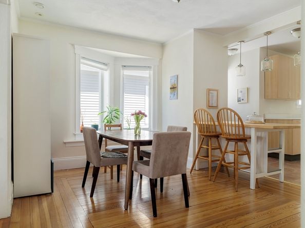 26 Princeton St 26, Medford MA 02155