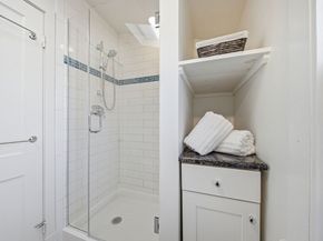 52 Greenleaf Ave 52, Medford MA 02155