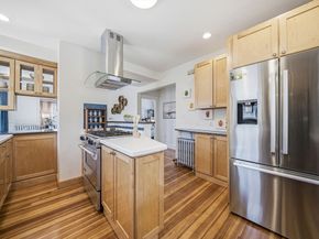 52 Greenleaf Ave 52, Medford MA 02155