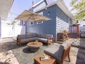 3 Ainsworth Pl, Melrose MA 02176
