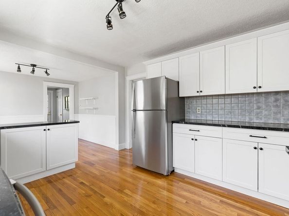 3 Ainsworth Pl, Melrose MA 02176