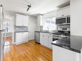 3 Ainsworth Pl, Melrose MA 02176