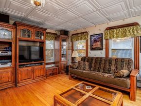 182 Cottage St, Athol MA 01331