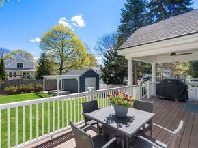 11 Fairlawn St, Needham MA 02492