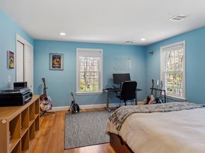 112 Stonecleave Road, North Andover MA 01845