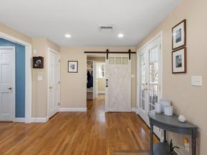 112 Stonecleave Road, North Andover MA 01845