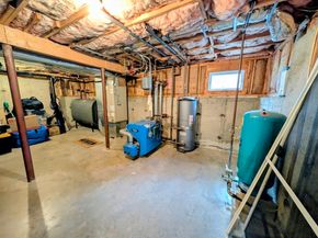 6 Marrissa Cir, Charlton MA 01507
