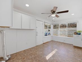 32 Indian Lake Parkway, Worcester MA 01605