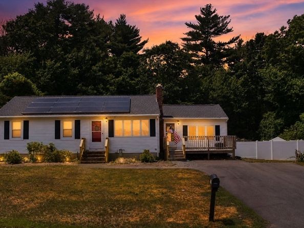 391 Water St, Bridgewater MA 02324