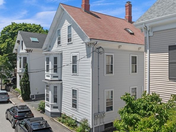 9 Boardman St 3, Salem MA 01970