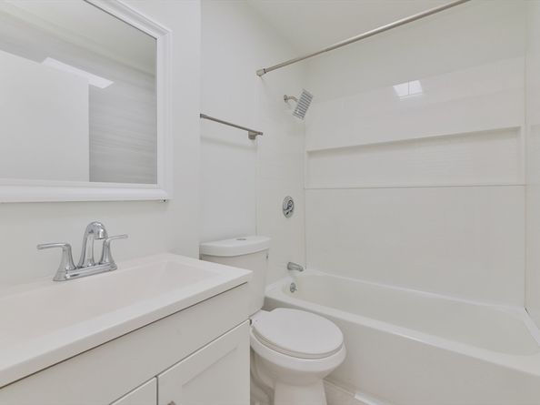 144 Salem St, Boston MA 02113