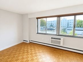 1025 Hancock St 2P, Quincy MA 02169