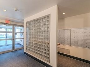 1025 Hancock St 2P, Quincy MA 02169