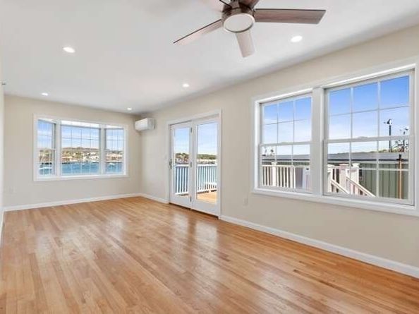 64 Rocky Neck Ave B, Gloucester MA 01930