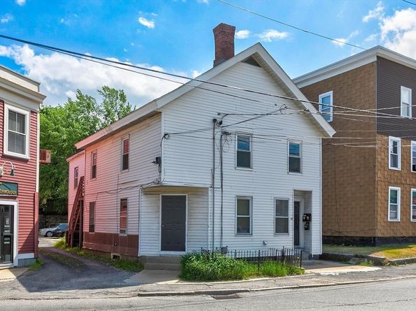 80-82 Laurel St, Fitchburg MA 01420