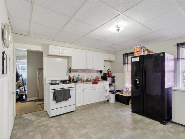 80-82 Laurel St, Fitchburg MA 01420