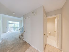 49 Bishops Forest Dr 49, Waltham MA 02452