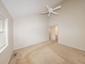 49 Bishops Forest Dr 49, Waltham MA 02452