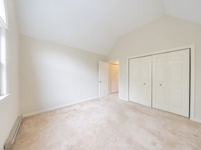 49 Bishops Forest Dr 49, Waltham MA 02452