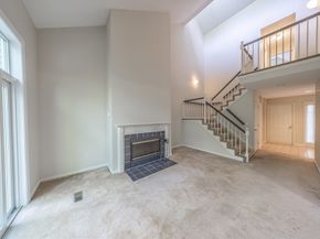 49 Bishops Forest Dr 49, Waltham MA 02452