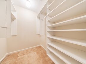 49 Bishops Forest Dr 49, Waltham MA 02452