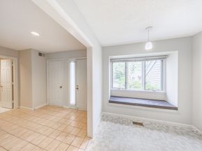 49 Bishops Forest Dr 49, Waltham MA 02452