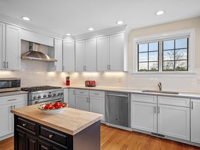 155 Green Street 4, Marblehead MA 01945